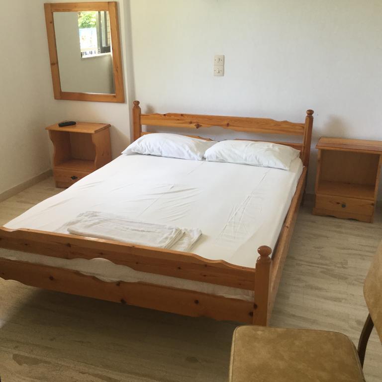 Thomas Apartments Превеза Екстериор снимка