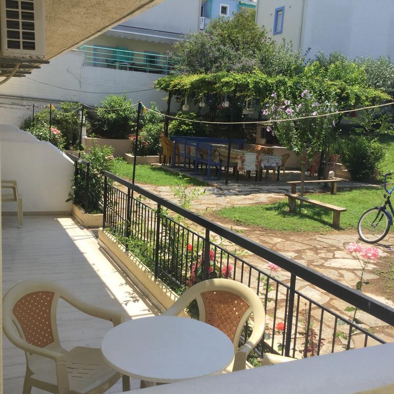 Thomas Apartments Превеза Екстериор снимка